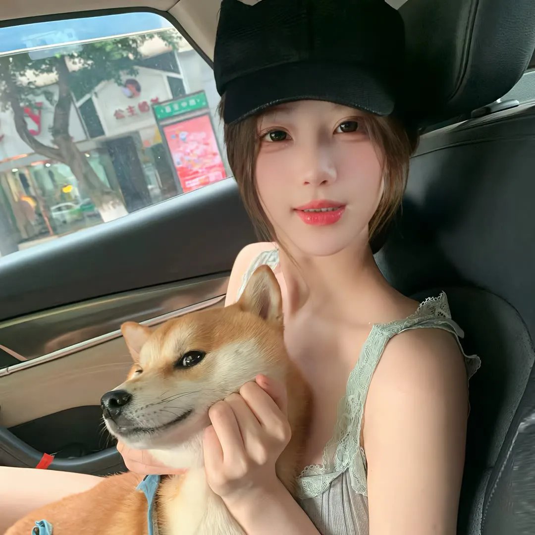 跳舞的红色公交